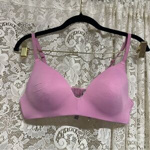 PINK Victoria’s Secret Pink Wear Everywhere Wireless Lightly Lined Bra